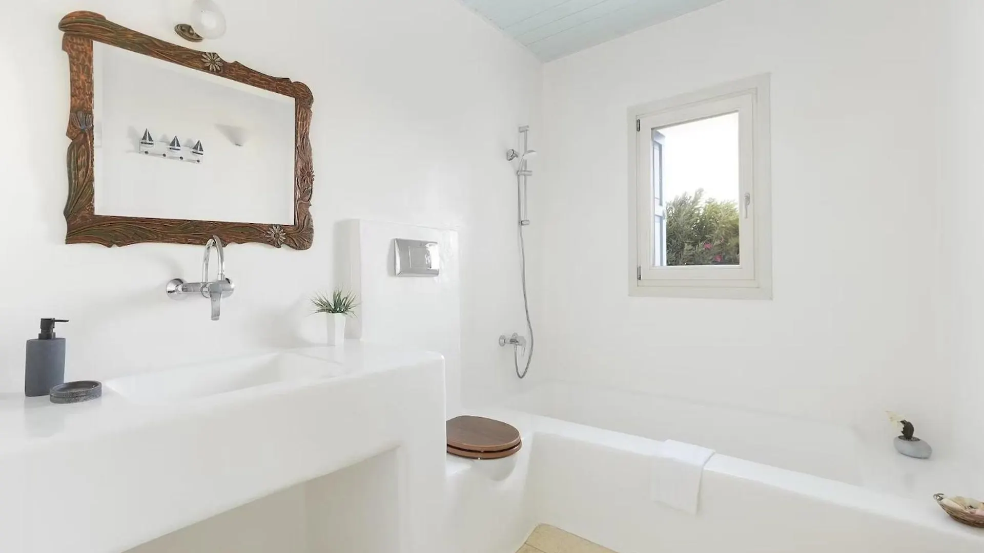 Elia  Villa With Panoramic Sea Views